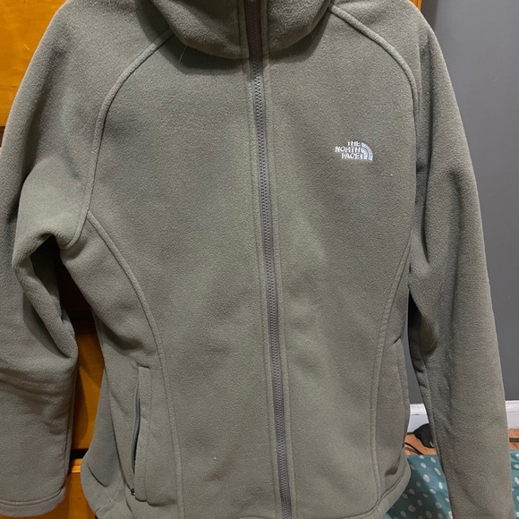 North Face jacket - Picture 1 of 3
